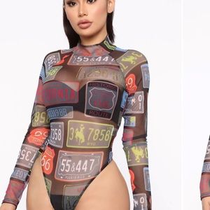 Fashion Nova size medium bodysuit in good condition